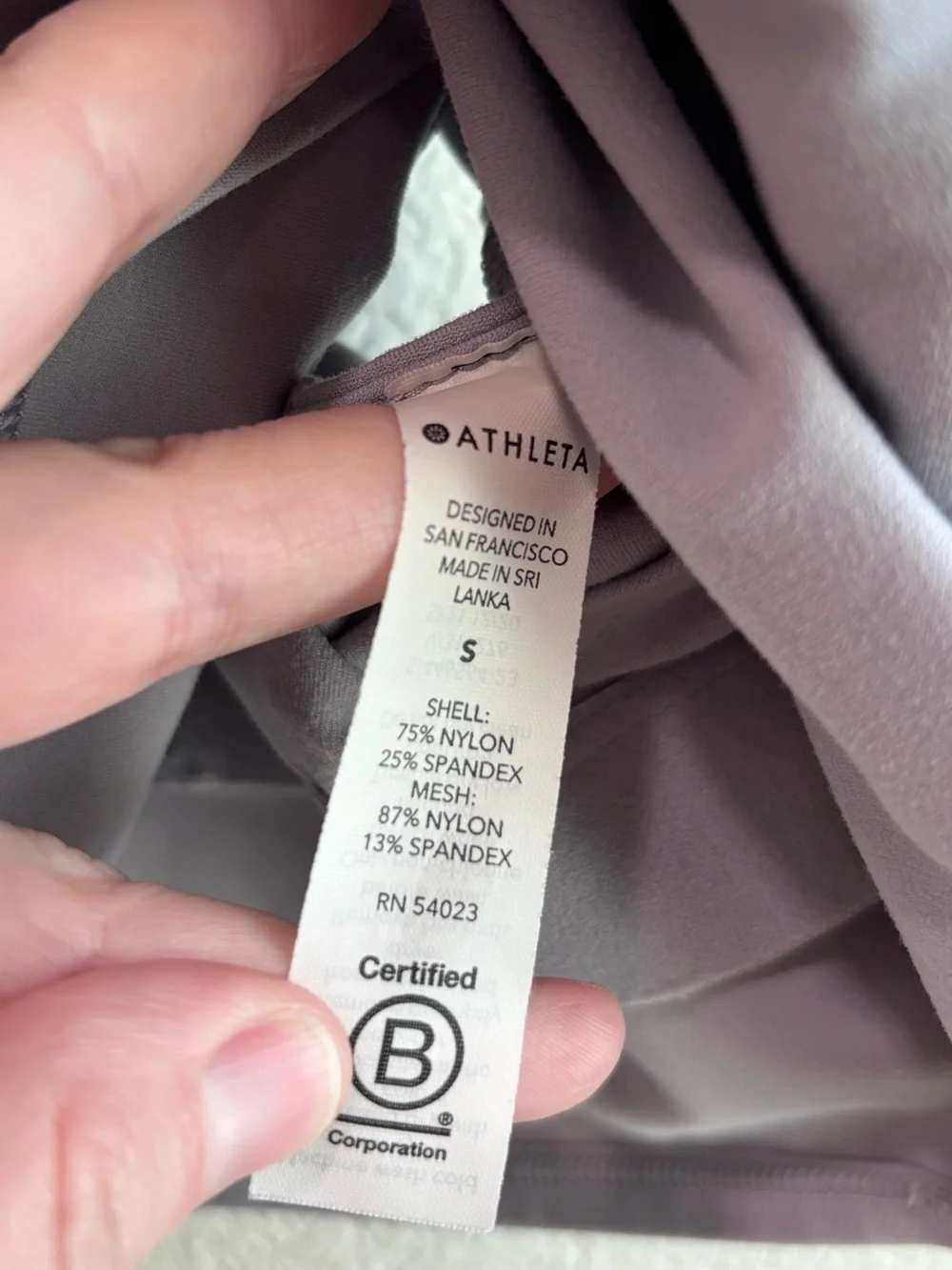 Athleta conscious crop